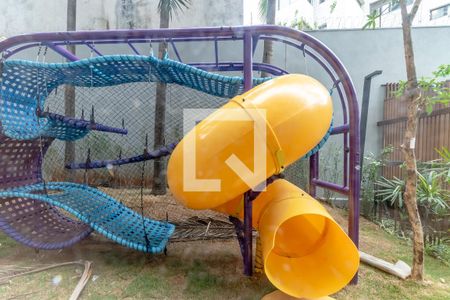 Apartamento à venda com 149m², 3 quartos e 2 vagasÁrea comum - Playground