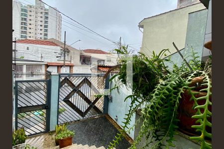 Casa para alugar com 180m², 3 quartos e 5 vagas Casa para alugar com 180m², 3 quartos e 5 vagasFachada