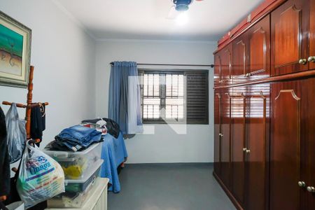 Casa à venda com 256m², 4 quartos e 6 vagasQuarto 3