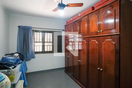 Casa à venda com 256m², 4 quartos e 6 vagasQuarto 3