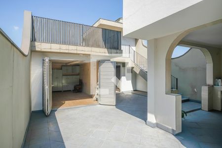 Casa à venda com 256m², 4 quartos e 6 vagasGaragem e quintal