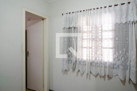 Casa à venda com 256m², 4 quartos e 6 vagasCloset suíte