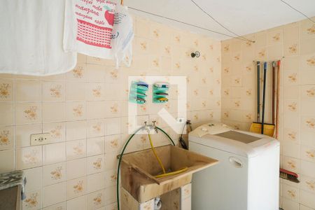 Casa à venda com 256m², 4 quartos e 6 vagasÁrea de serviço