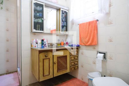 Casa à venda com 256m², 4 quartos e 6 vagasBanheiro