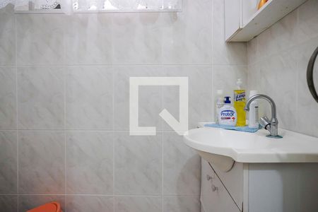 Casa à venda com 256m², 4 quartos e 6 vagasLavabo