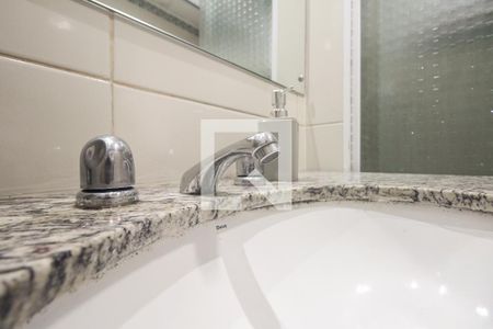 Apartamento à venda com 85m², 3 quartos e 1 vaga Apartamento à venda com 85m², 3 quartos e 1 vagaBanheiro Social