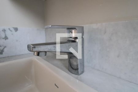 Apartamento à venda com 105m², 2 quartos e 2 vagasBanheiro do Quarto 2