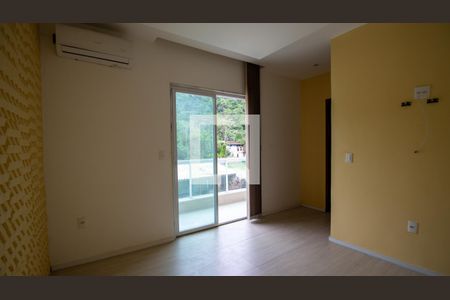 Casa à venda com 563m², 4 quartos e 2 vagas Casa à venda com 563m², 4 quartos e 2 vagasSuíte 1