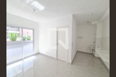 Sala de apartamento para alugar com 2 quartos, 46m² em Jardim Adriana, Guarulhos