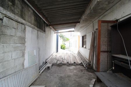 Casa à venda com 200m², 4 quartos e 2 vagasSacada dos Quartos 1 e 2