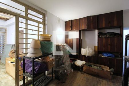 Casa à venda com 200m², 4 quartos e 2 vagasSala de TV