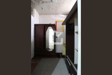 Casa à venda com 200m², 4 quartos e 2 vagasQuarto de Serviço