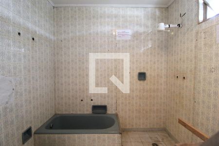 Casa à venda com 200m², 4 quartos e 2 vagasBanheiro Social 1