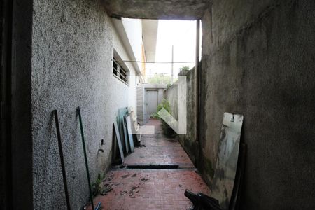 Casa à venda com 200m², 4 quartos e 2 vagasCorredor Externo