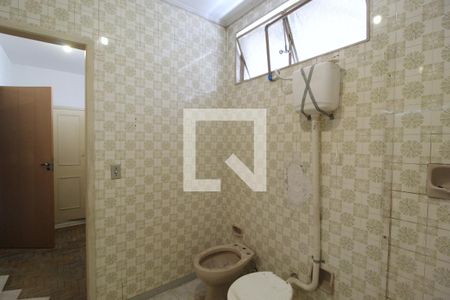 Casa à venda com 200m², 4 quartos e 2 vagasBanheiro da Suíte