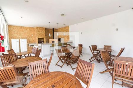 Apartamento à venda com 93m², 3 quartos e 2 vagas Apartamento à venda com 93m², 3 quartos e 2 vagasÁrea comum - Salão de festas