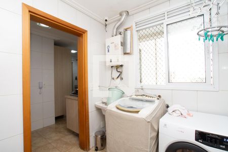 Apartamento à venda com 93m², 3 quartos e 2 vagas Apartamento à venda com 93m², 3 quartos e 2 vagasÁrea de Serviço