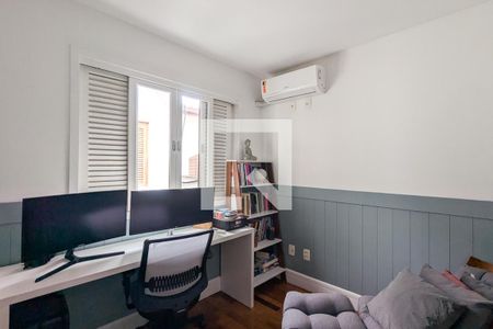 Casa à venda com 94m², 3 quartos e 2 vagas Casa à venda com 94m², 3 quartos e 2 vagasQuarto 2