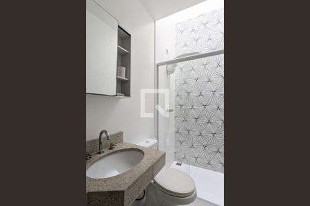 Casa à venda com 94m², 3 quartos e 2 vagas Casa à venda com 94m², 3 quartos e 2 vagasBanheiro