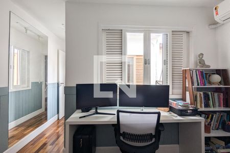 Casa à venda com 94m², 3 quartos e 2 vagas Casa à venda com 94m², 3 quartos e 2 vagasQuarto 2