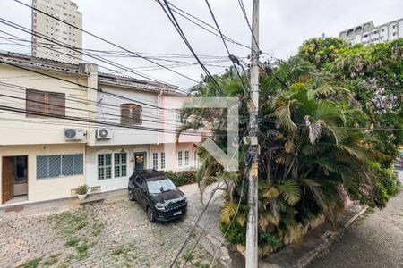Casa à venda com 94m², 3 quartos e 2 vagas Casa à venda com 94m², 3 quartos e 2 vagasVista da varanda da suíte