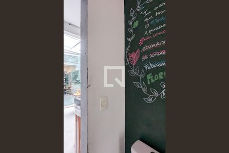 Casa à venda com 94m², 3 quartos e 2 vagas Casa à venda com 94m², 3 quartos e 2 vagasLavabo