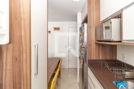 Apartamento à venda com 56m², 2 quartos e 1 vagaCozinha