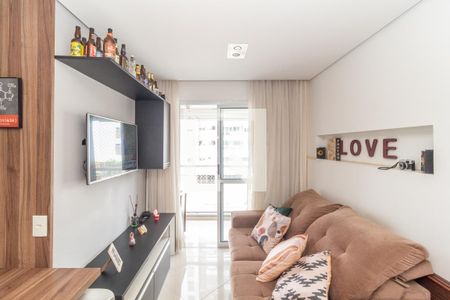 Sala de apartamento à venda com 2 quartos, 56m² em Chácara Seis de Outubro, São Paulo