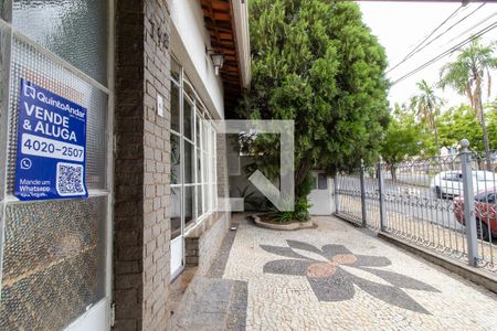 Casa à venda com 283m², 3 quartos e 1 vaga Casa à venda com 283m², 3 quartos e 1 vagaÁrea comum