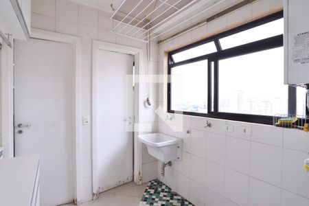 Apartamento à venda com 120m², 2 quartos e 2 vagasLavanderia