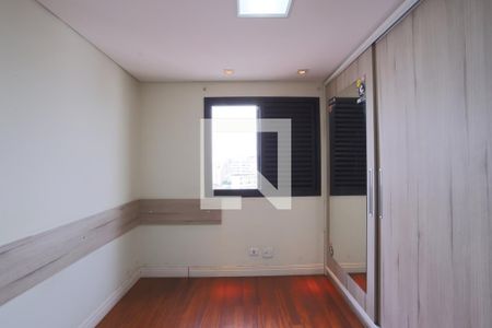 Apartamento à venda com 120m², 2 quartos e 2 vagasQuarto 2