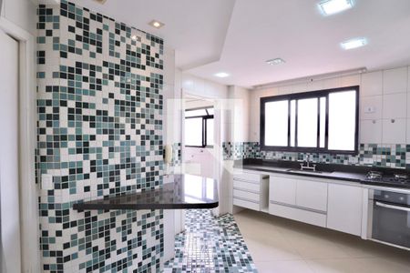 Apartamento à venda com 120m², 2 quartos e 2 vagasCozinha