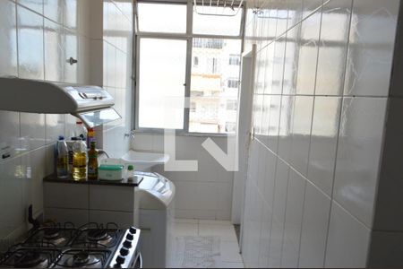 Apartamento à venda com 80m², 2 quartos e 1 vagaÁrea de Serviço