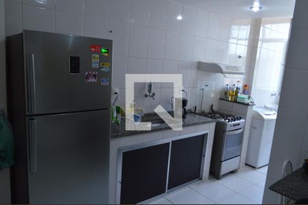 Apartamento à venda com 80m², 2 quartos e 1 vagaCozinha