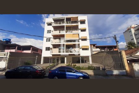 Apartamento à venda com 80m², 2 quartos e 1 vagaFachada