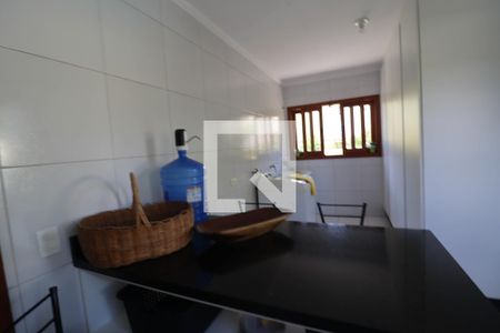 Casa de condomínio à venda com 600m², 4 quartos e 5 vagasCozinha e Área de Serviço