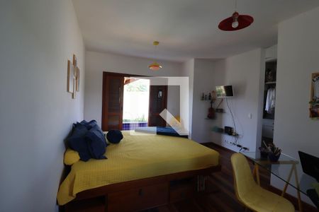 Casa de condomínio à venda com 600m², 4 quartos e 5 vagasSuíte 2