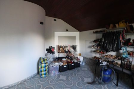 Casa de condomínio à venda com 600m², 4 quartos e 5 vagasSotão