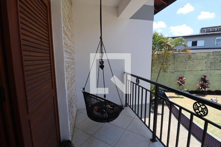 Casa de condomínio à venda com 600m², 4 quartos e 5 vagasSuíte