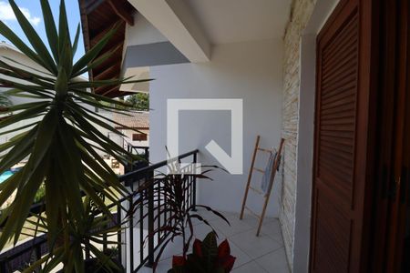 Casa de condomínio à venda com 600m², 4 quartos e 5 vagasSuíte