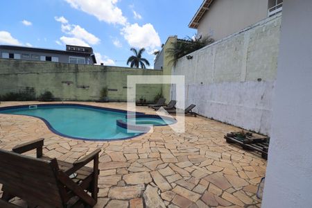 Casa de condomínio à venda com 600m², 4 quartos e 5 vagasQuintal