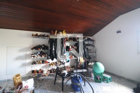 Casa de condomínio à venda com 600m², 4 quartos e 5 vagasSotão