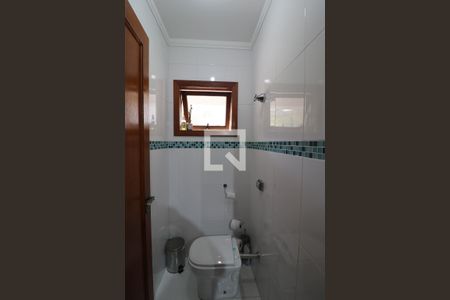 Casa de condomínio à venda com 600m², 4 quartos e 5 vagasLavabo