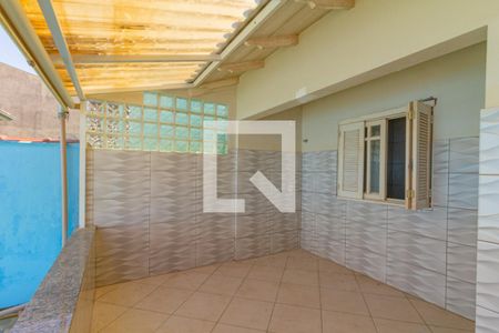 Casa à venda com 87m², 3 quartos e 3 vagas Casa à venda com 87m², 3 quartos e 3 vagasVaranda