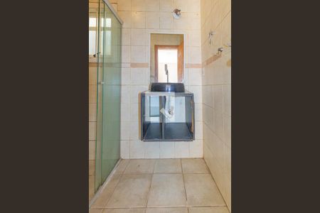 Casa à venda com 87m², 3 quartos e 3 vagas Casa à venda com 87m², 3 quartos e 3 vagasBanheiro