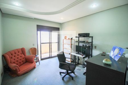 Apartamento à venda com 260m², 3 quartos e 4 vagasEscritório