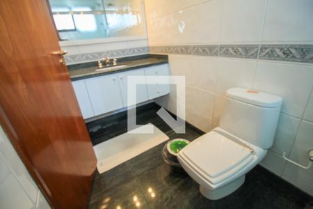 Apartamento à venda com 260m², 3 quartos e 4 vagasBanheiro Escritório