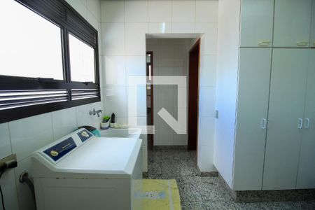 Apartamento à venda com 260m², 3 quartos e 4 vagasÁrea de Serviço