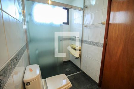 Apartamento à venda com 260m², 3 quartos e 4 vagasBanheiro Escritório