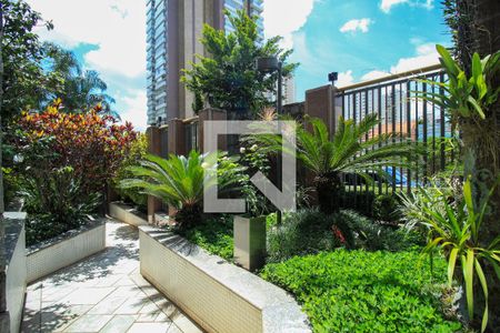 Apartamento à venda com 260m², 3 quartos e 4 vagasFachada